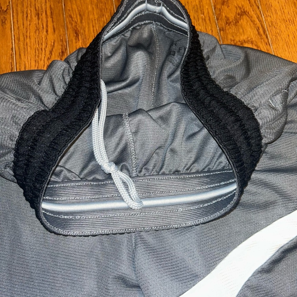 Nike dri-fit sports shorts - Picture 2 of 7